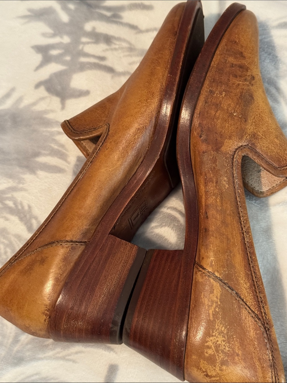 FRYE Leather Venetian Loafers - Picture 8 of 12